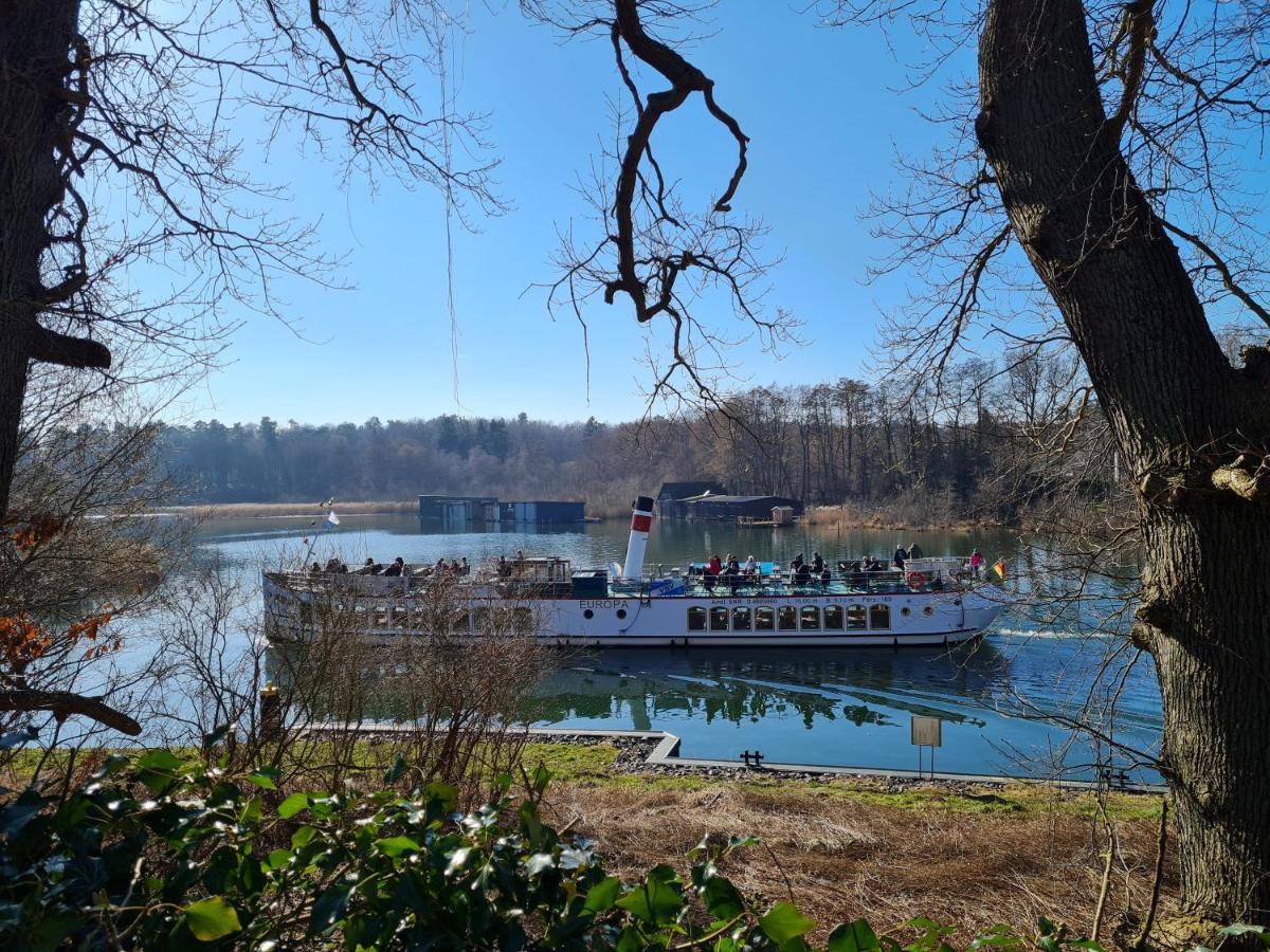 4 Sterne-Haus Am See Waren (Mueritz) Exterior foto